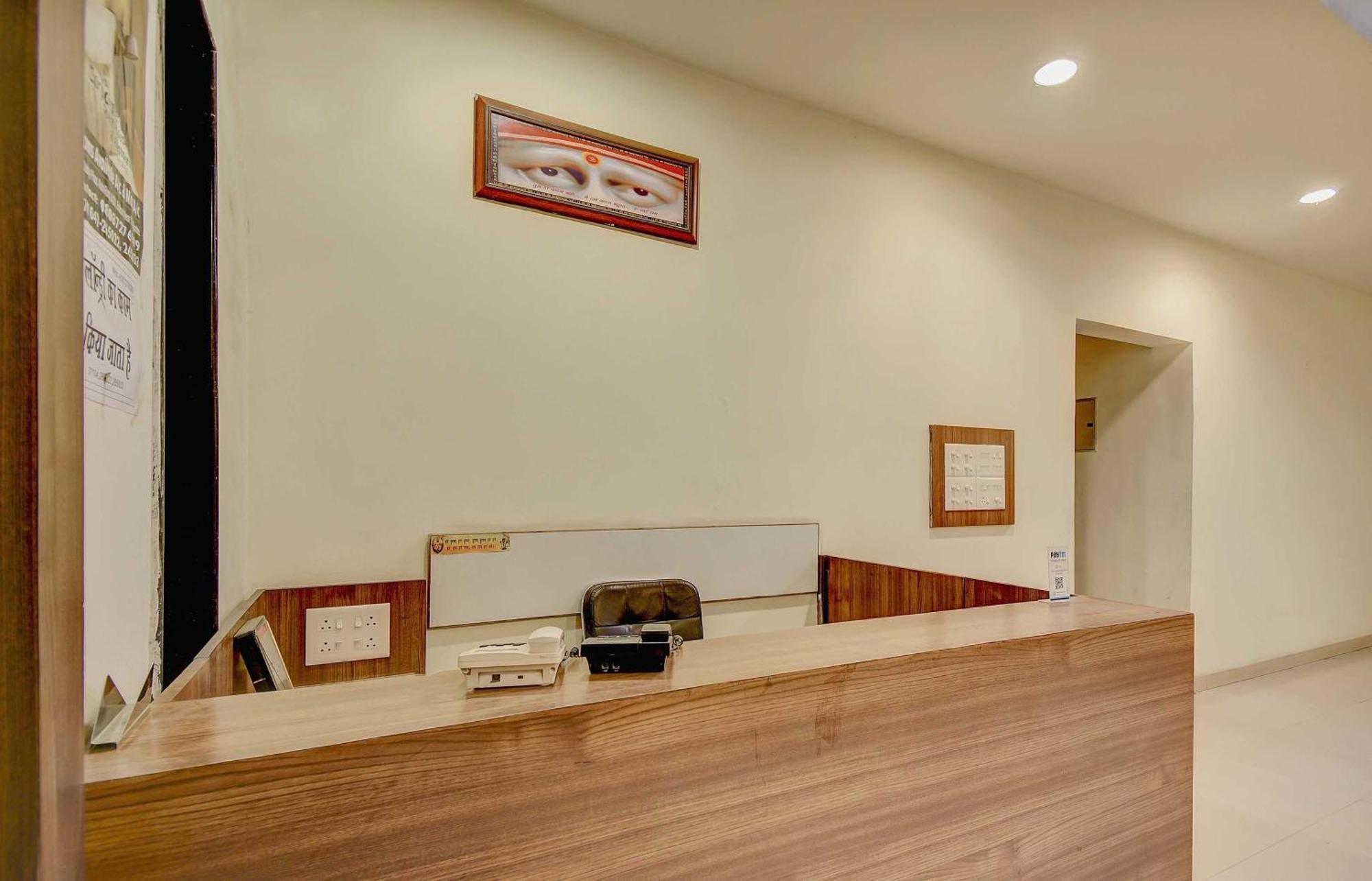 Hotel O Plus Corporate One Khapa  外观 照片