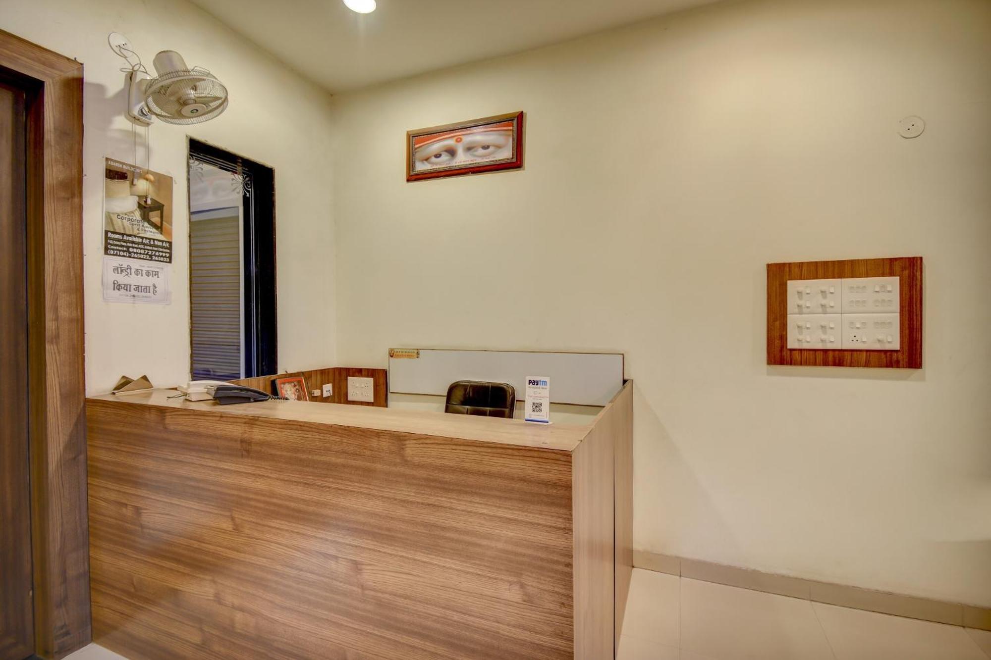 Hotel O Plus Corporate One Khapa  外观 照片